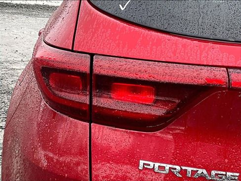 Used 2021 Kia Sportage LX image 27