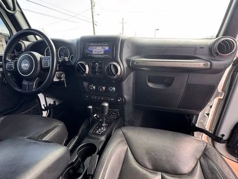 Used 2017 Jeep Wrangler Unlimited Sport w/ Quick Order Package 24S AWD/4WD image 10