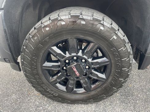 Used 2024 GMC Sierra 2500 AT4 w/ AT4 Premium Plus Package image 42