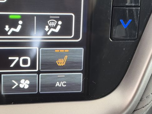 Used 2025 Subaru Legacy Premium image 23