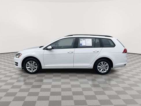 Used 2016 Volkswagen Golf S FWD image 5
