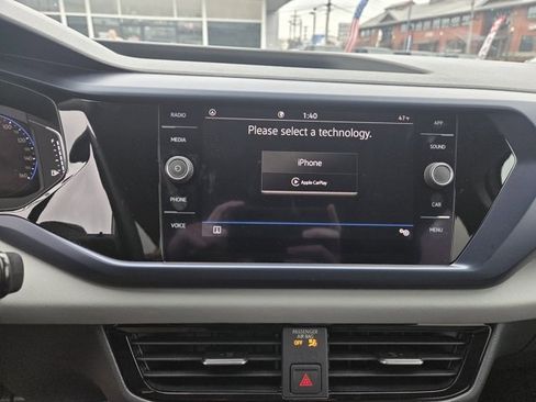 Used 2022 Volkswagen Taos SE w/ IQ.Drive SE Package image 14