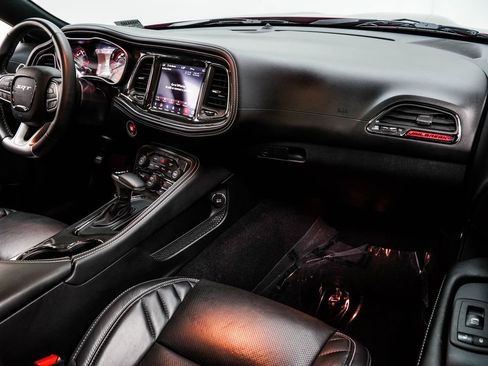 Used 2023 Dodge Challenger SRT Hellcat w/ Driver Convenience Group RWD image 21