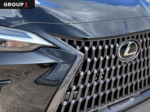 Used 2025 Lexus NX 250 FWD image 27