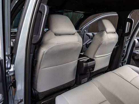Used 2025 Toyota Tacoma SR5 image 35