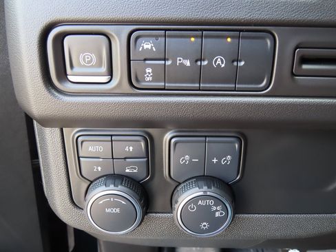 Certified 2023 Chevrolet Tahoe RST image 13