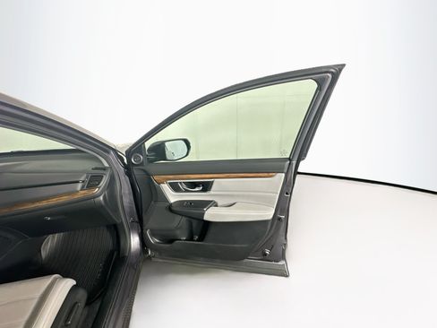 Used 2022 Honda CR-V Touring image 32