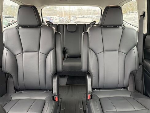 New 2026 Subaru Ascent Limited image 33