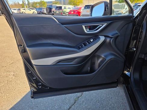 Used 2023 Subaru Forester Limited image 21