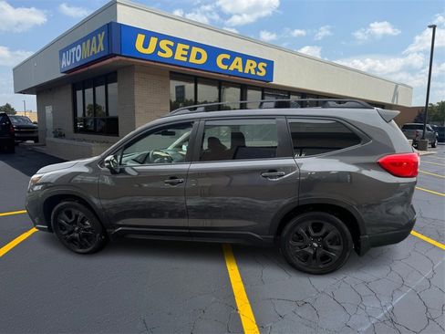 Used 2023 Subaru Ascent Onyx Edition image 7