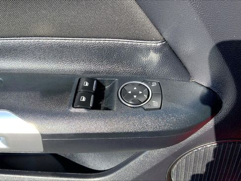 Used 2015 Ford Mustang GT RWD image 29
