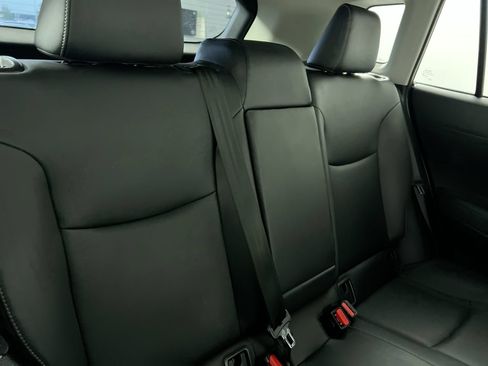 Used 2022 Toyota Corolla Cross XLE FWD image 30