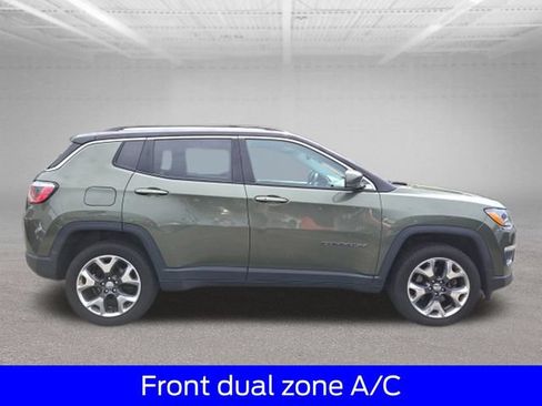 Used 2018 Jeep Compass Limited w/ Navigation Group AWD/4WD image 10