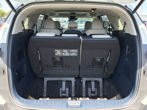 New 2026 Kia Carnival SX Prestige FWD image 25