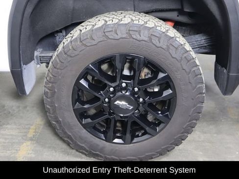 Used 2025 Chevrolet Silverado 2500 LTZ w/ LTZ Plus Package AWD/4WD image 40