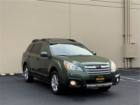 Used 2014 Subaru Outback 2.5i Limited w/ Moonroof Package image 3