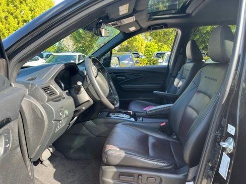 Used 2023 Honda Ridgeline Black Edition image 7