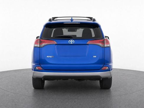Used 2016 Toyota RAV4 SE FWD image 10