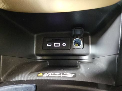 Used 2024 Chevrolet Equinox Premier w/ LPO, Floor Liner Package FWD image 26