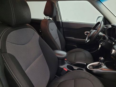 Used 2018 Kia Soul + image 21