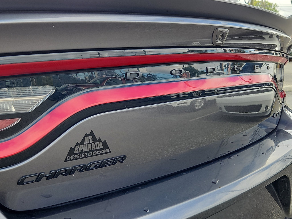 Used 2022 Dodge Charger GT w/ Plus Group RWD image 18