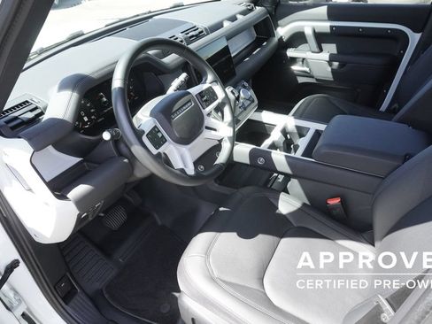 Used 2025 Land Rover Defender 110 S AWD/4WD image 18
