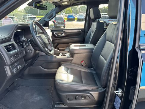 Used 2023 Chevrolet Tahoe RST w/ Luxury Package AWD/4WD image 23