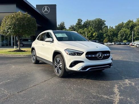 New 2026 Mercedes-Benz GLA 250 4MATIC image 1