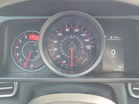 Used 2023 Hyundai Elantra SEL FWD image 22