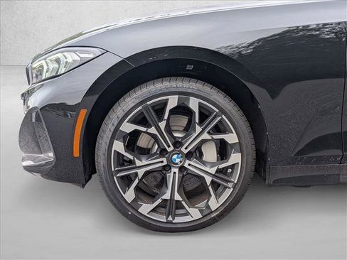 New 2026 BMW 330i xDrive Sedan w/ Premium Package AWD/4WD image 10