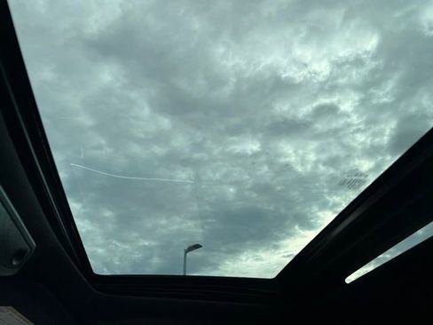 Used 2017 Ford F350 Platinum w/ Platinum Ultimate Package image 18