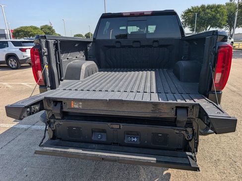 Used 2023 GMC Sierra 1500 AT4 w/ AT4 Premium Package AWD/4WD image 27