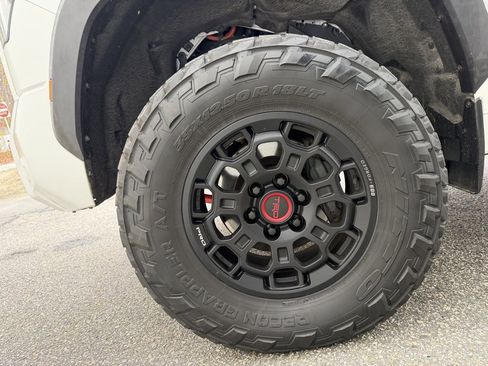 Used 2022 Toyota Tundra TRD Pro image 33