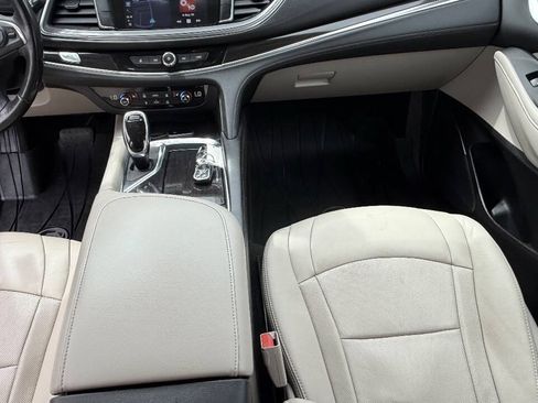 Used 2019 Buick Enclave Essence FWD image 83