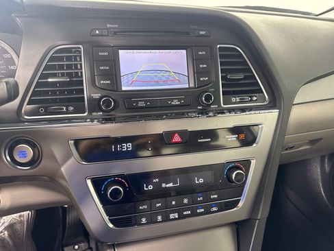 Used 2016 Hyundai Sonata SE image 17