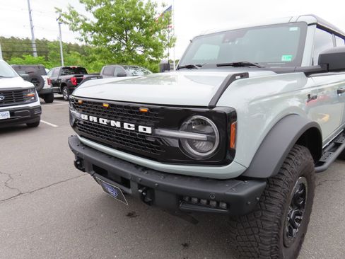 Used 2024 Ford Bronco Wildtrak AWD/4WD image 9