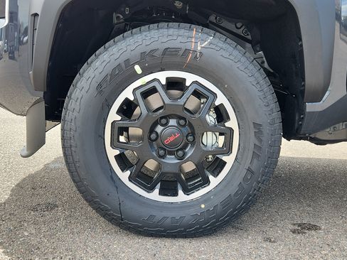 New 2026 Toyota Tacoma TRD Off-Road w/ TRD Off Road Upgrade Package AWD/4WD image 14