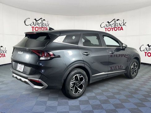 Used 2025 Kia Sportage LX FWD image 8