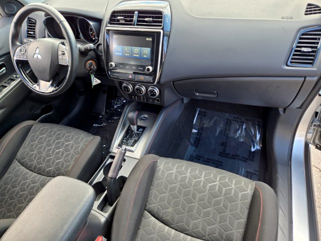 Used 2025 Mitsubishi Outlander Sport ES AWD/4WD image 22