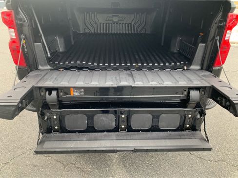 Certified 2025 Chevrolet Silverado 1500 Custom w/ Turbomax Blackout Package image 6