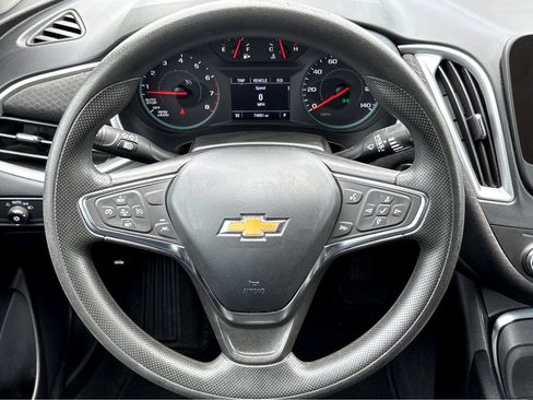 Used 2024 Chevrolet Malibu LT FWD image 12