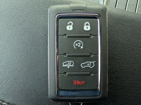 New 2026 Jeep Grand Wagoneer L Limited AWD/4WD image 31