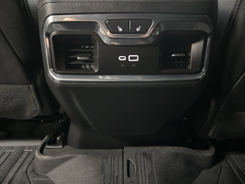 Used 2024 GMC Sierra 1500 Denali w/ Denali Carbonpro Edition image 36