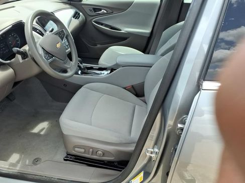Used 2024 Chevrolet Malibu LS w/ Driver Confidence Package FWD image 8