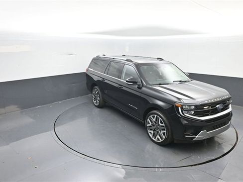 New 2025 Ford Expedition Max Platinum w/ Platinum Ultimate Package image 14