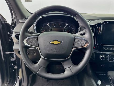 Used 2023 Chevrolet Traverse LT w/ LT Premium Package image 12