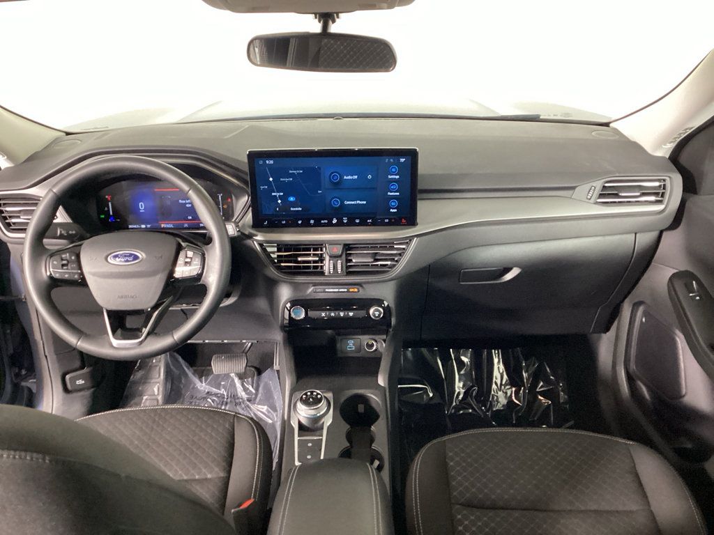 Used 2023 Ford Escape Active w/ Tech Pack #1 AWD/4WD image 18