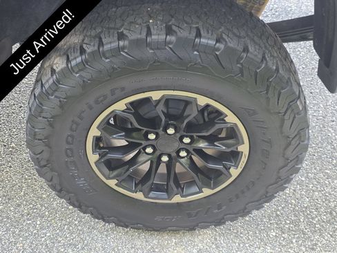 Used 2019 Chevrolet Colorado ZR2 AWD/4WD image 34