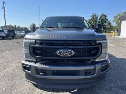 Used 2022 Ford F250 Lariat w/ Black Appearance Pkg image 13