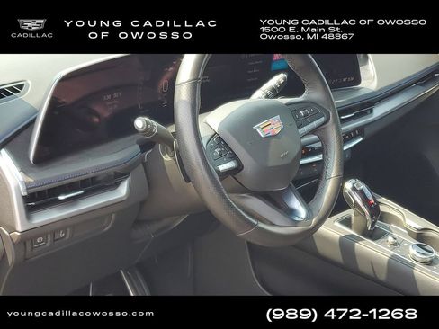 Certified 2025 Cadillac XT4 Sport AWD/4WD image 11